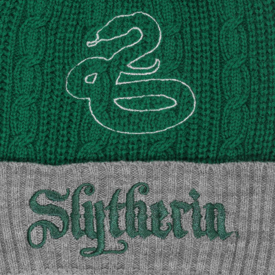 Harry Potter - Slytherin House Fur (Unisex Green Beanie Pom)  Grün