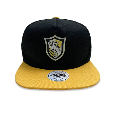 Harry Potter - Badge Hufflepuff (Unisex Black/Yellow Snapback Cap)  Black/Yellow